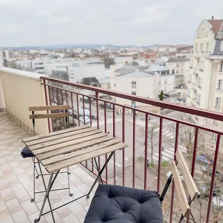 Spacieux Appartement,3 Lits, Coeur Avec Parking Gratuit Apartment *