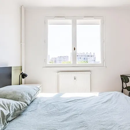 Loft Lumineux Avec Netflix & Parking Prive, Proche Centre