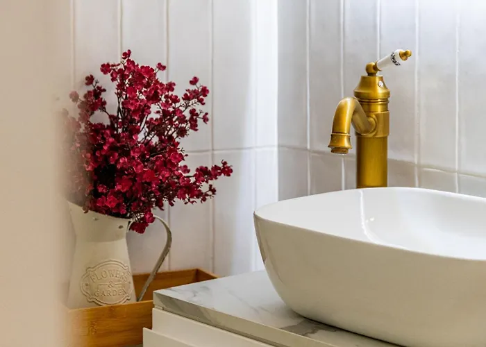 Loft Lumineux Avec Netflix & Parking Prive, Proche Centre *