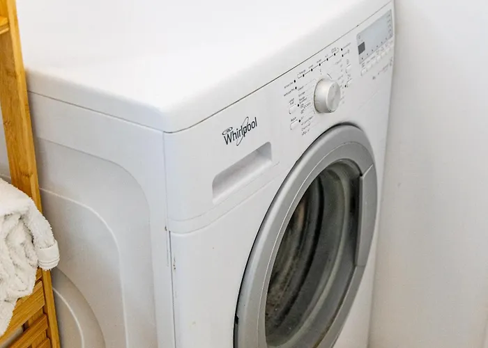 Apartment Loft Lumineux Avec Netflix & Parking Prive, Proche Centre